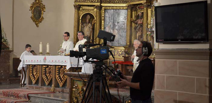 Vuelve a dispararse la audiencia de la retransmisin de la Santa Misa en la 2 de TVE