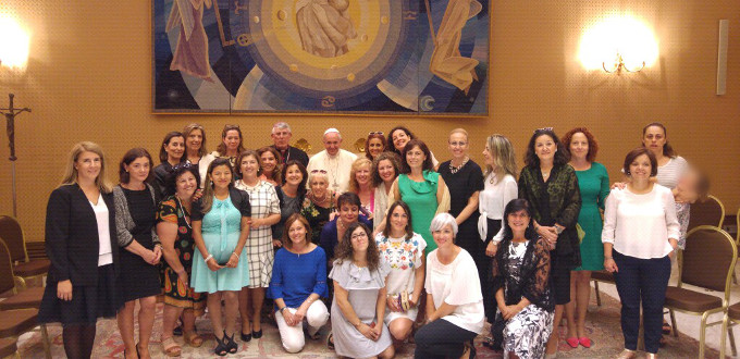 El Papa recibe a un grupo de mujeres separadas de Toledo que permanecen fieles a Cristo